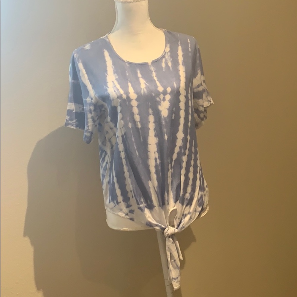 Blue tie dye top with tie waste. NWT!! - Picture 7 of 7